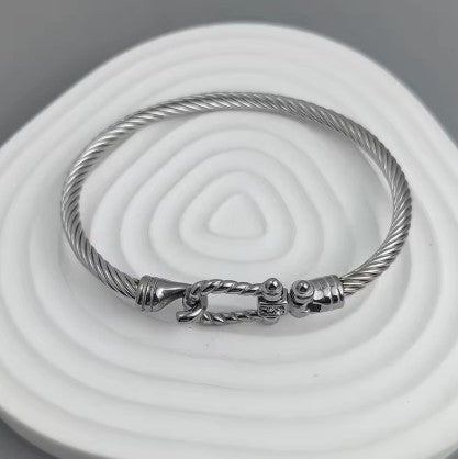 Bracelet "Nœud d’Étoile"