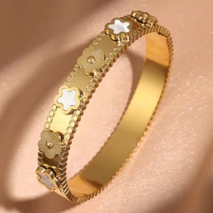Bracelet "Éclat Fleuris"