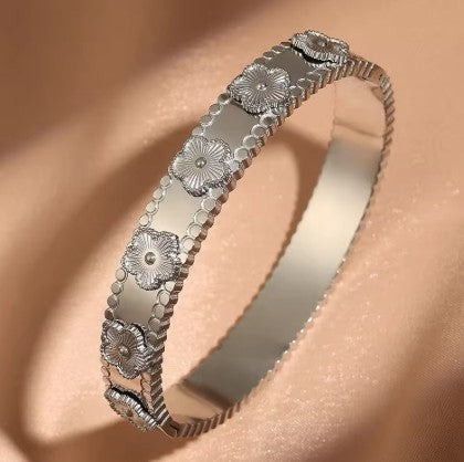 Bracelet "Éclat Fleuris"
